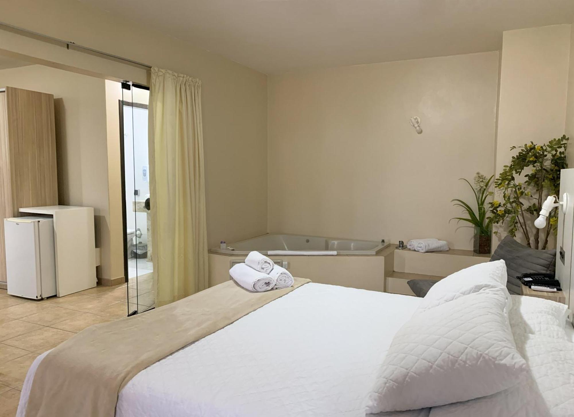 De Rose Palace Hotel Торес Екстериор снимка